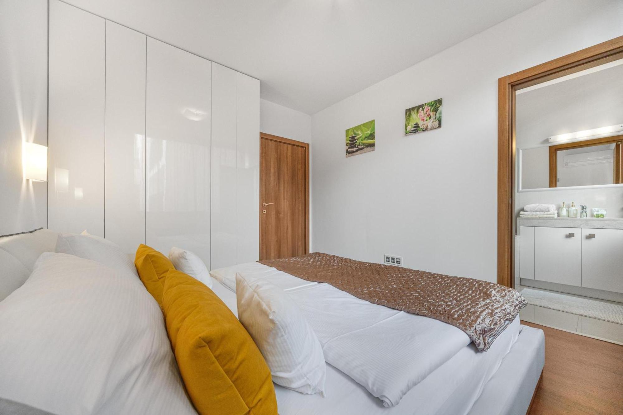 Revon Business Apartment 50 Dunajska Bratysława Zewnętrze zdjęcie
